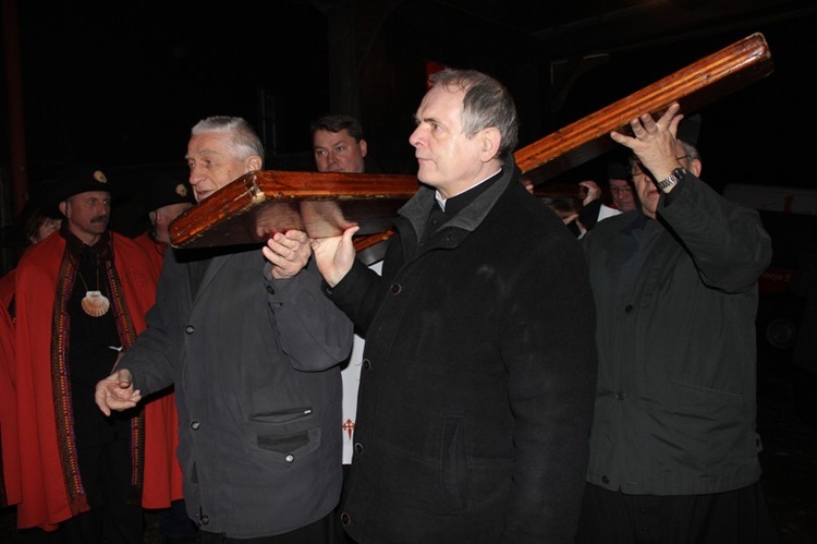 Krzyż i ikona Matki Bożej w Szczyrku