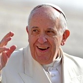 Papież: Słowa babci noszę w brewiarzu