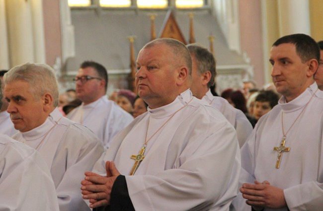 Mamy nowych nadzwyczajnych szafarzy Komunii świętej