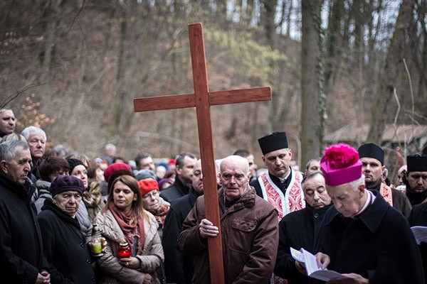  Kościół Greckokatolicki w Polsce liczy obecnie ok. 50 tys. wiernych. 10 tysięcy z nich żyje na Warmii i Mazurach, skupionych w trzech dekanatach: elbląskim, olsztyńskim oraz węgorzewskim