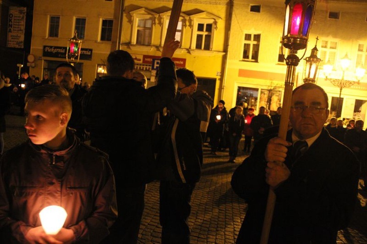 Droga Krzyżowa ulicami Głogówka