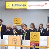 Minuta ciszy dzień po katastrofie była szczególnie przejmująca w siedzibie linii lotniczych Lufthansa i Germanwings