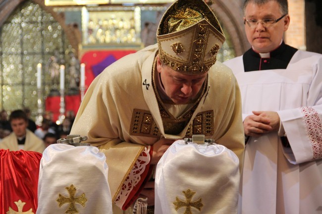 Przygotowali Paschę na cały rok