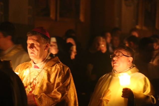 Wigilia Paschalna w katedrze św. Mikołaja - 2015