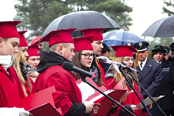  Apel Pamięci przygotowali uczniowie I LO im. M. Kopernika w Radomiu