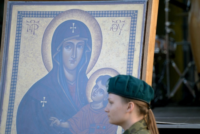 Peregrynacja symboli ŚDM w Szydłowcu i Opocznie