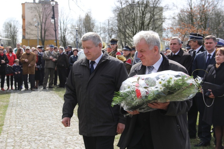 Obchody 75. rocznicy zbrodni katyńskiej w Skierniewicach