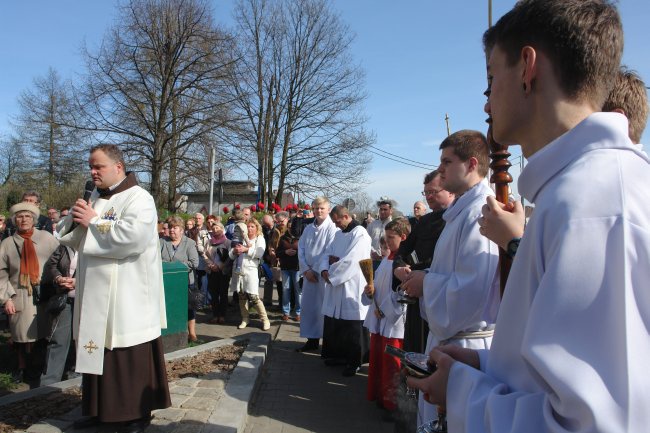 Krzyż w parafii franciszkańskiej w Gliwicach