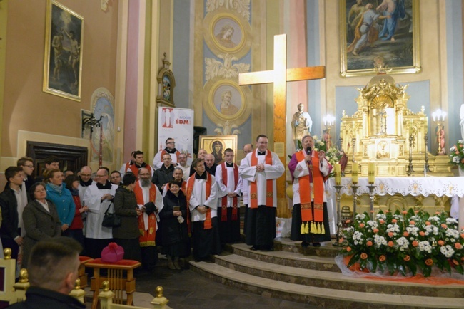 Symbole ŚDM w Przysusze, Kozienicach, Jedlińsku i Zwoleniu