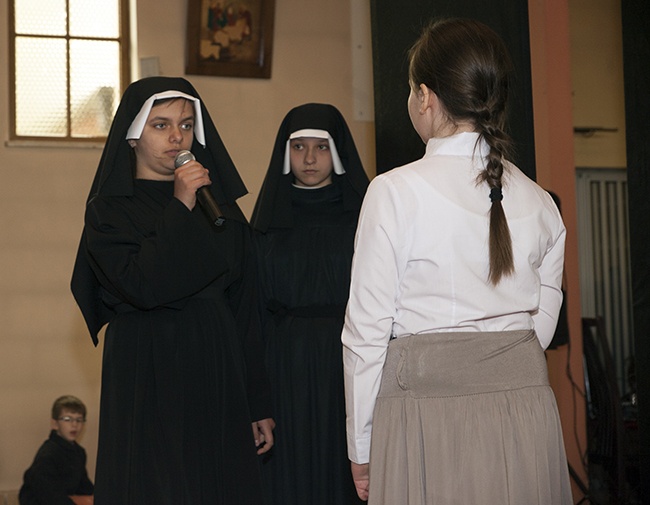 Spektakl o św. Faustynie
