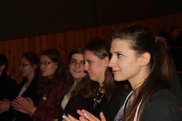 Laureatki konkursu diecezjalnego (od prawej) Aleksandra Kozerska, Katarzyna Zielińska i Maria Kaszuba