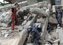 Nepal: Wstrząs wtórny o sile 6,7 w skali Richtera