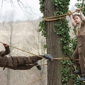   – Naszym celem nie jest zrobienie filmu sensacyjnego, tym bardziej że szkolenia cichociemnych nie trzeba przekłamywać, żeby było ciekawe – mówi Tomasz Maziarz 