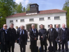 Jak zachowałbyś się w Dachau?