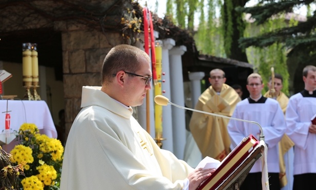 Ks. Mikołaj Szczygieł, głóny przewodnik pielgrzymki