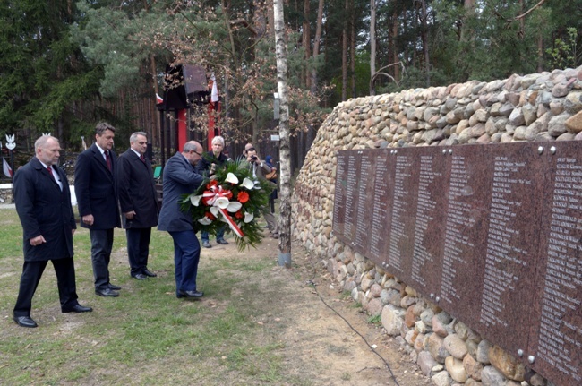 75. rocznica śmierci Henryka Dobrzańskiego ”Hubala”