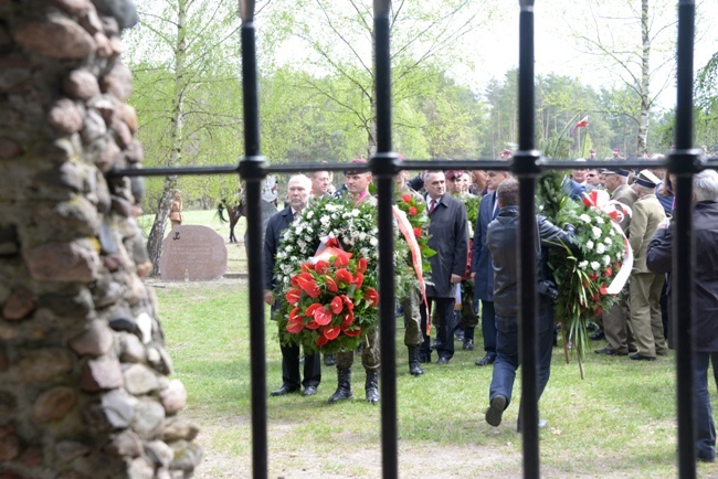 75. rocznica śmierci Henryka Dobrzańskiego ”Hubala”