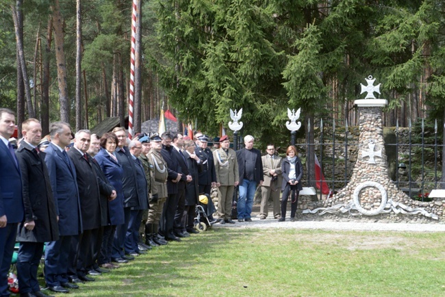 75. rocznica śmierci Henryka Dobrzańskiego ”Hubala”