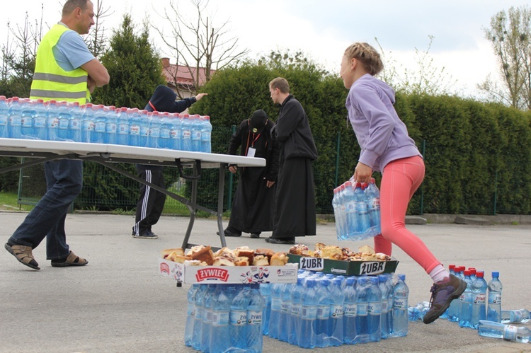 Na trasie drugiego dnia: przez Wieprz i Tomice do Wysokiej