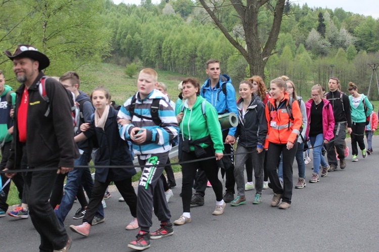 Na trasie drugiego dnia: przez Wieprz i Tomice do Wysokiej