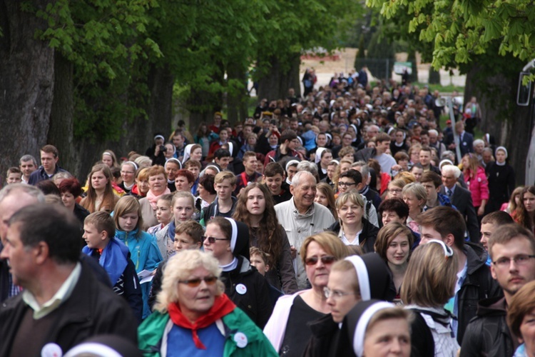 Pielgrzymka z Roszkowej Woli do Żdżar