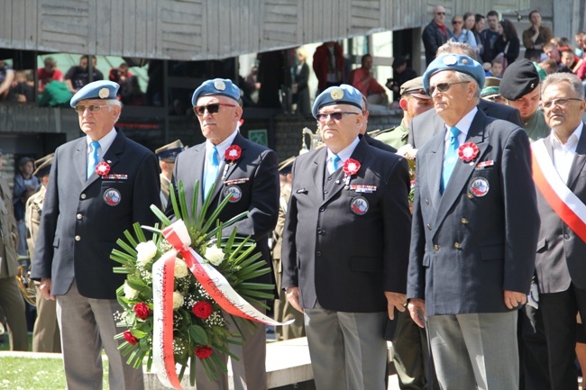 Tęcza mundurów - 224. rocznica Konstytucji 3 Maja 