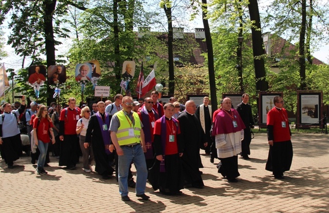 Doszli z Hałcnowa do Łagiewnik po raz trzeci