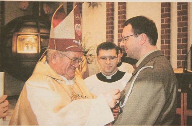 Śp. bp Józef Pazdur w obiektywie Gościa Wrocławskiego