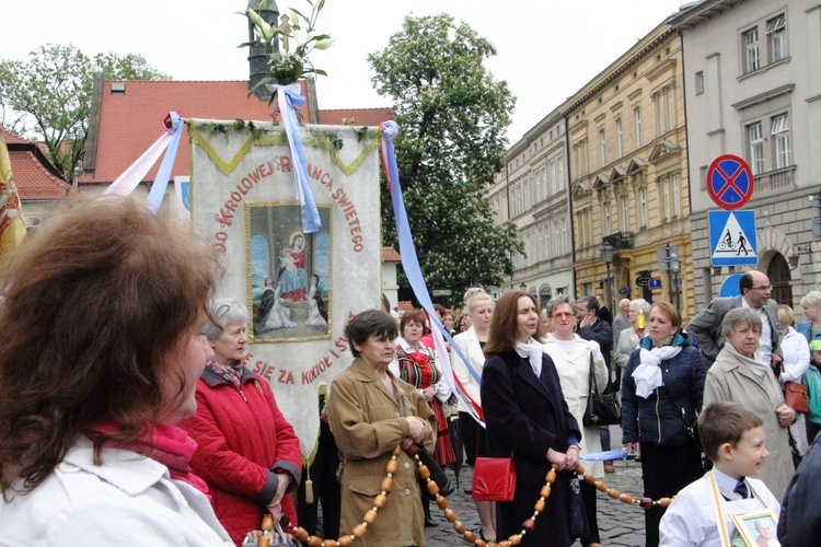 Procesja ku czci św. Stanisława z Wawelu na Skałkę - cz. 1