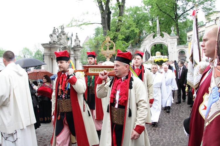 Procesja ku czci św. Stanisława z Wawelu na Skałkę cz. 2