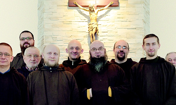 Obecnie w olsztyńskim klasztorze i parafii mieszka i pracuje dziesięciu braci