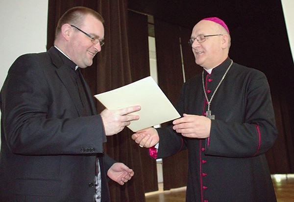 Ks. Tomasz Garwoliński został archidiecezjalnym duszpasterzem bibliotekarzy