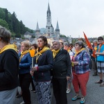 Lourdes, procesja różańcowa