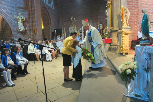 Pielgrzymka Dzieci Maryi i scholi