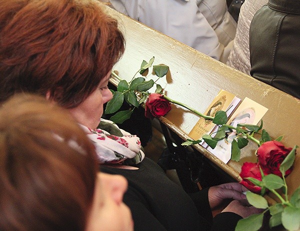  Wierni przynieśli róże ku czci św. Rity i gorące prośby do niej