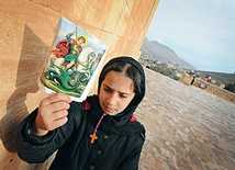 Prześladowani w Syrii chrześcijanie czekają na pomoc w obozach dla uchodźców. Wśród nich jest wiele osieroconych dzieci