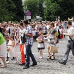 Boże Ciało w Krakowie - procesja z Wawelu na Rynek Główny - cz. 1