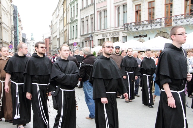 Boże Ciało w Krakowie - procesja z Wawelu na Rynek Główny - cz. 2