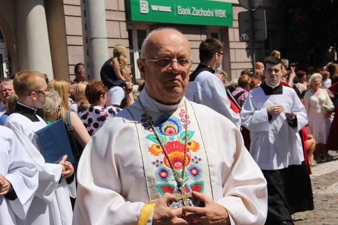 Procesja Bożego Ciała w Łowiczu, cz. I