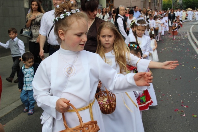 Procesja Bożego Ciała ulicami Bielska-Białej