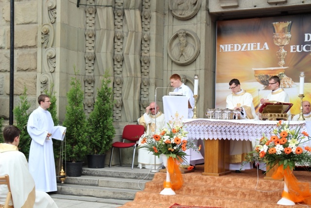 Procesja Bożego Ciała ulicami Bielska-Białej