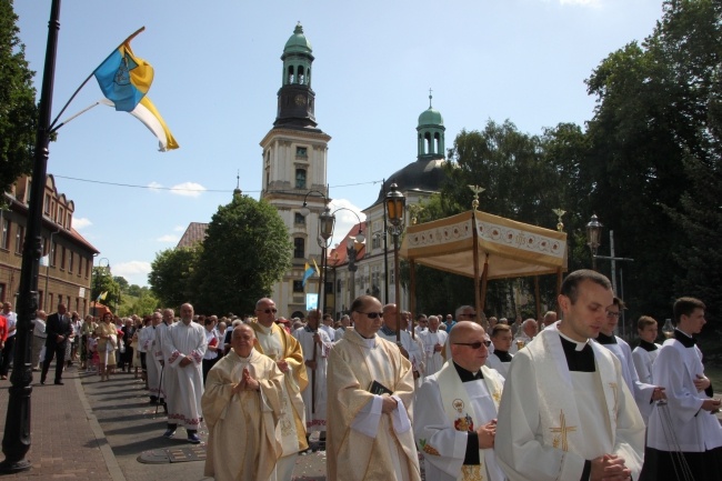 Z Chrystusem na ulicach w Trzebnicy