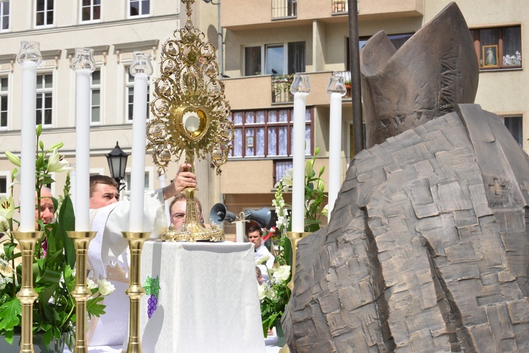 Boże Ciało - 1. i 2. ołtarz