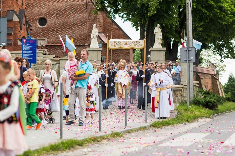 Procesja w Szczepanowie