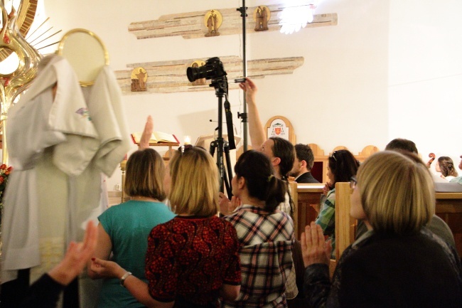Uwielbienie na Piaskach Nowych - Boże Ciało 2015