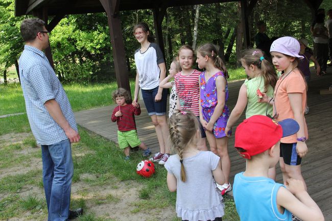 Piknik dla dzieci z parafii Józefa Rzemieślnika w Koszalinie