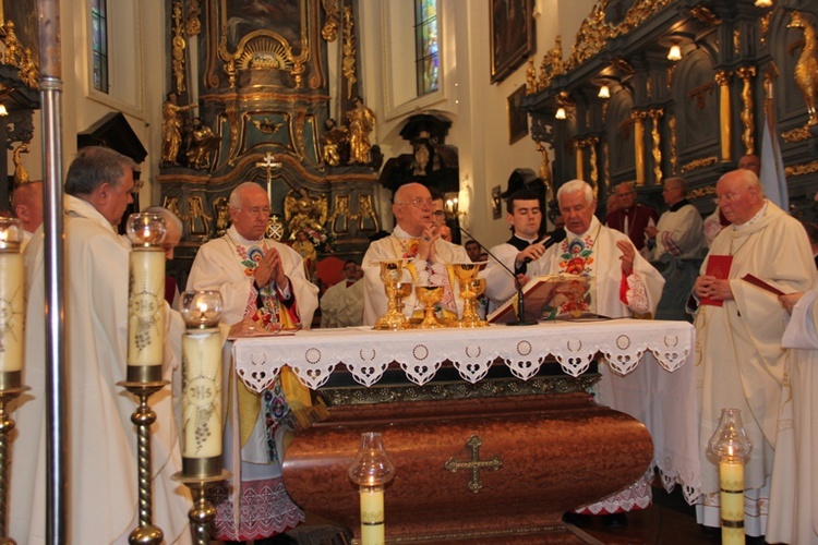 Jubileusz 25-lecia sakry bp. Józefa Zawitkowskiego