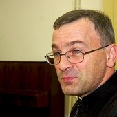 Ksiądz Sylwester Jaśkiewicz jest specjalistą w dziedzinie teologii dogmatycznej