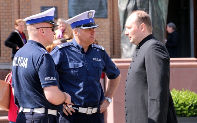 Pielgrzymka trzeźwościowa do Niepokalanowa