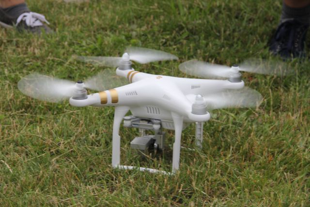 Przylot aborcyjnego drona